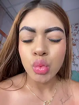 MayaMoanXXX online show from 20, 5, 2026