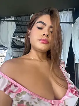 MayaMoanXXX online show from 28, 5, 2026