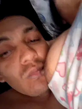 Chloe y Dante online show from 28, 11, 2025