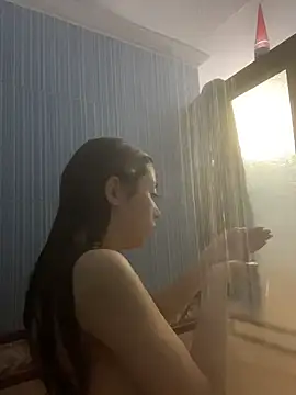 kimmy vegga2 online show from 2, 12, 2025