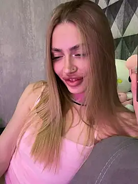 Elizabeth Tay online show from 3, 6, 2026