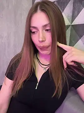 Elizabeth Tay online show from 3, 4, 2026