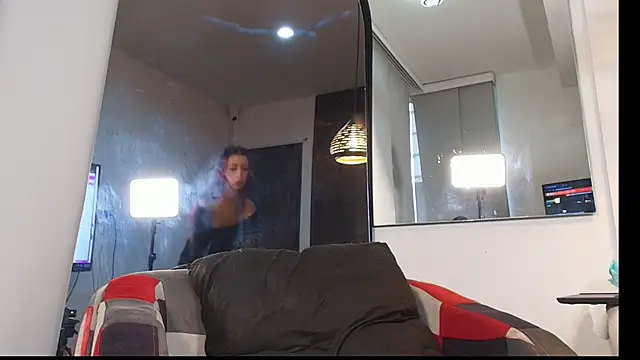 emma hearths online show from 8, 11, 2025