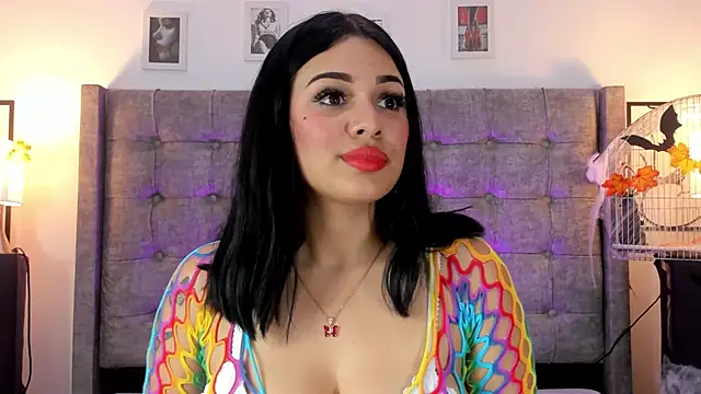 Linda Fosterr online show from 3, 11, 2025