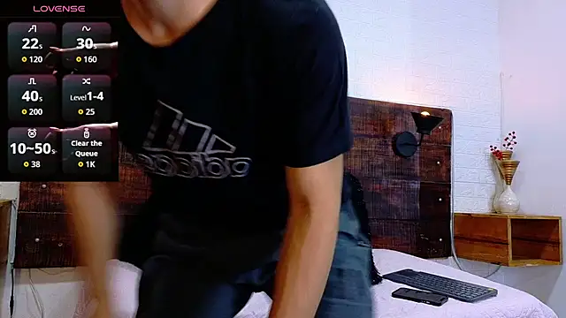 JhosuaVega online show from 9, 10, 2025