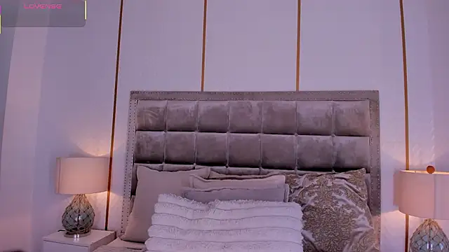 DakotaWangi online show from 20, 3, 2026