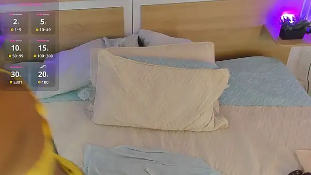 Snapshot of ValeryCortezm chatting on 14, 11, 2025 ValeryCortezm online show from 14, 11, 2025