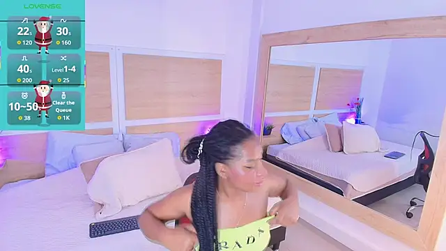 Snapshot of ValeryCortezm chatting on 11, 11, 2025 ValeryCortezm online show from 11, 11, 2025