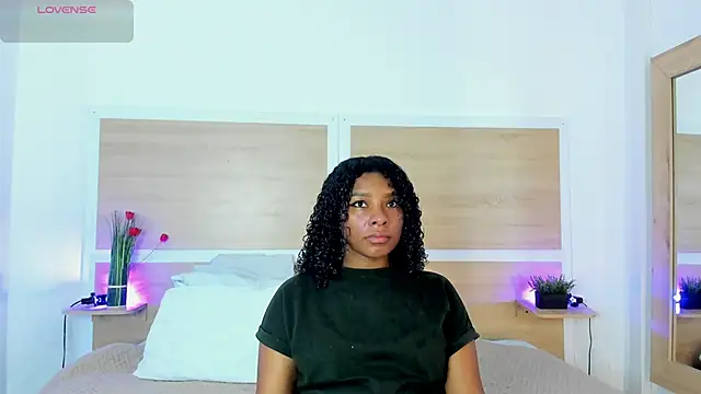 Snapshot of ValeryCortezm chatting on 12, 11, 2025 ValeryCortezm online show from 12, 11, 2025