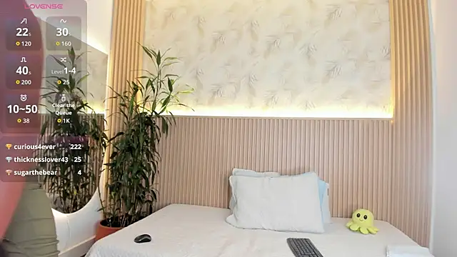 Snapshot of ValeryCortezm chatting on 5, 11, 2025 ValeryCortezm online show from 5, 11, 2025