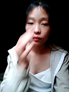 Snapshot of Phuoc_xx chatting on 18, 12, 2025 Phuoc xx online show from 18, 12, 2025
