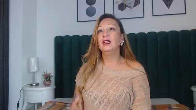 VictoriaQueen Fg online show from 6, 10, 2025