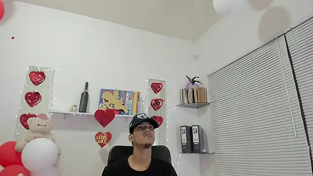 Snapshot of xxKamadevaxx chatting on 22, 9, 2025 xxKamadevaxx online show from 22, 9, 2025