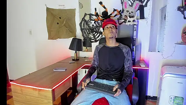 Snapshot of xxKamadevaxx chatting on 31, 10, 2025 xxKamadevaxx online show from 31, 10, 2025