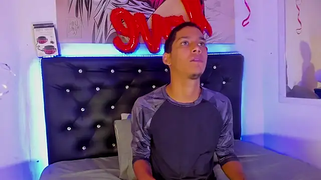 Snapshot of xxKamadevaxx chatting on 21, 9, 2025 xxKamadevaxx online show from 21, 9, 2025