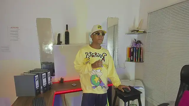 xxKamadevaxx online show from 4, 2, 2026