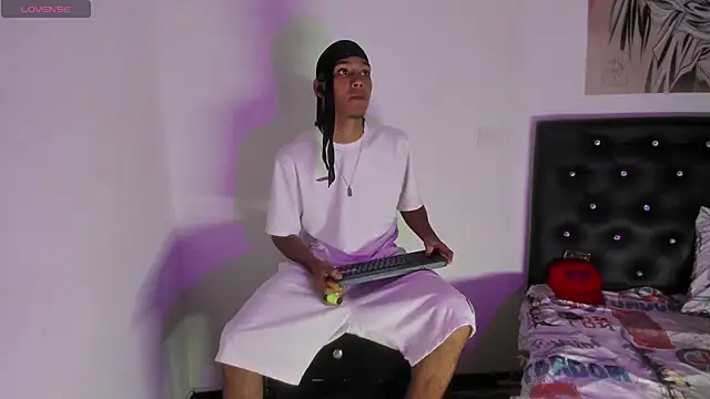 xxKamadevaxx online show from 8, 1, 2026