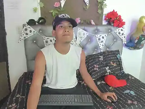 xxKamadevaxx online show from 26, 6, 2026
