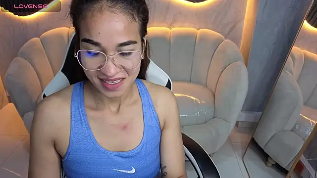 Snapshot of Maia_Tx chatting on 26, 9, 2025 Maia Tx online show from 26, 9, 2025