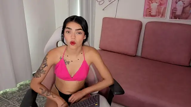 Emmy sexygirl online show from 22, 9, 2025