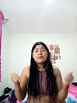 April Becker online show from 17, 12, 2025