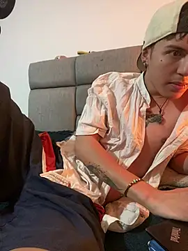 Snapshot of NaytonFreeman chatting on 19, 1, 2026 NaytonFreeman online show from 19, 1, 2026