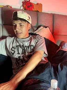 NaytonFreeman online show from 15, 12, 2025