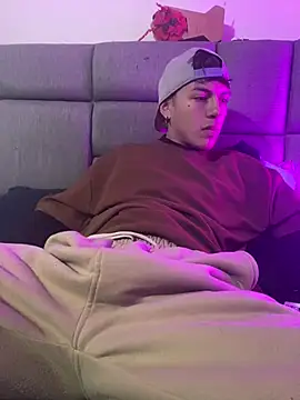 Snapshot of NaytonFreeman chatting on 20, 2, 2026 NaytonFreeman online show from 20, 2, 2026