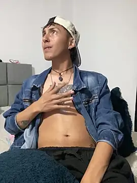 NaytonFreeman online show from 3, 10, 2025