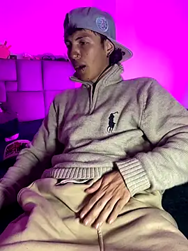 NaytonFreeman online show from 4, 11, 2025