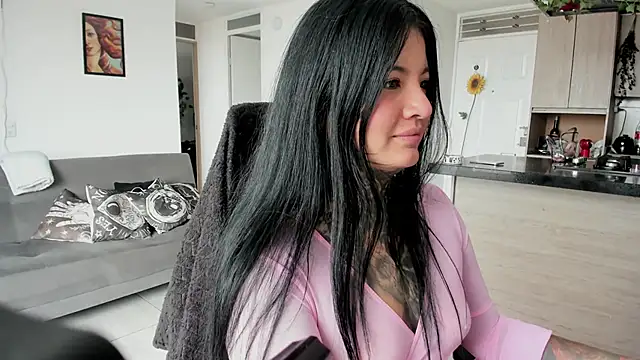 Unatatuada online show from 13, 4, 2026