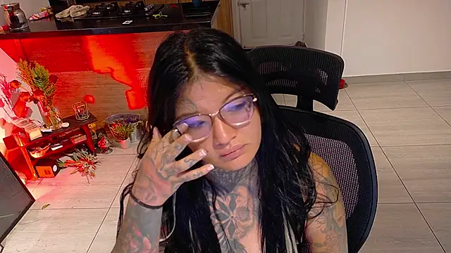 Unatatuada online show from 28, 11, 2025