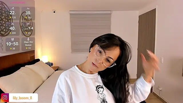 Lyliboomm online show from 12, 10, 2025