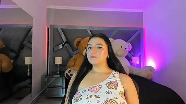 Snapshot of MariaFlowers chatting on 5, 11, 2025 MariaFlowers online show from 5, 11, 2025