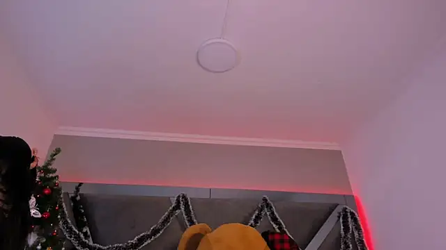 Snapshot of MariaFlowers chatting on 27, 11, 2025 MariaFlowers online show from 27, 11, 2025