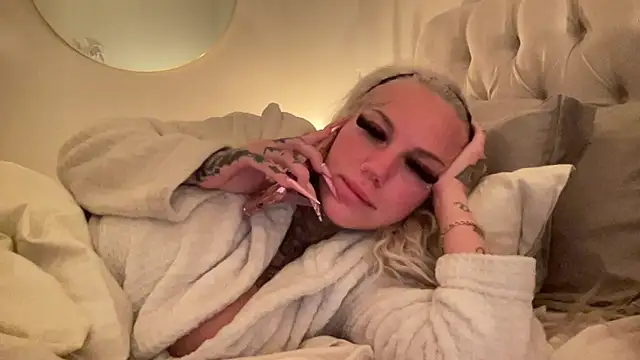 paulinaalatalo online show from 21, 4, 2026