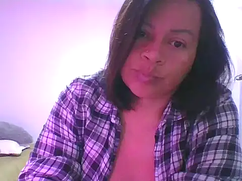 adri89-g online show from 4, 11, 2025