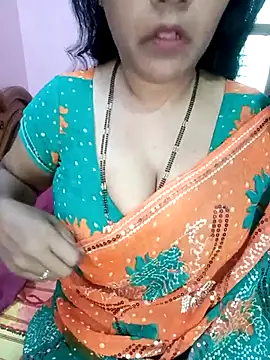 Snapshot of KannadaTamilTeluguBeauty chatting on 30, 6, 2026 KannadaTamilTeluguBeauty online show from 30, 6, 2026