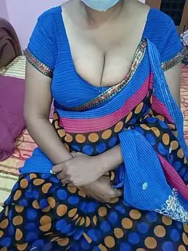 Snapshot of KannadaTamilTeluguBeauty chatting on 6, 7, 2026 KannadaTamilTeluguBeauty online show from 6, 7, 2026