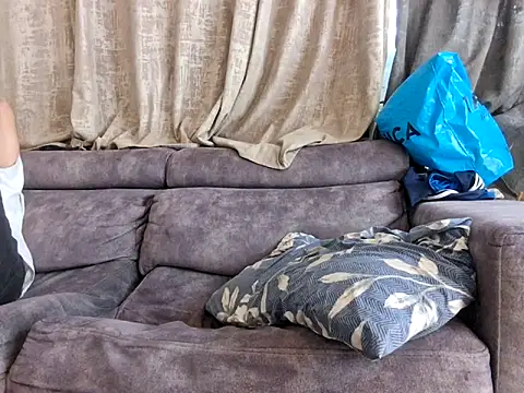 Alexis21821 online show from 18, 12, 2025