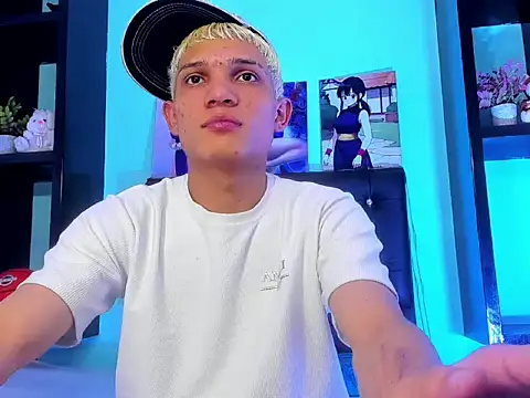 Snapshot of EL_VENEZOLANO_22CM chatting on 24, 10, 2025 EL VENEZOLANO 22CM online show from 24, 10, 2025