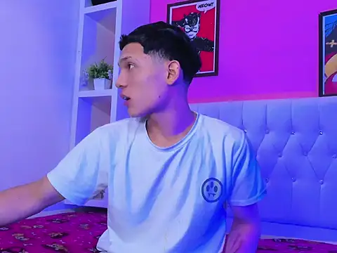 Snapshot of EL_VENEZOLANO_22CM chatting on 17, 9, 2025 EL VENEZOLANO 22CM online show from 17, 9, 2025