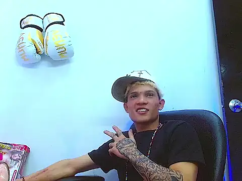 Snapshot of EL_VENEZOLANO_22CM chatting on 30, 11, 2025 EL VENEZOLANO 22CM online show from 30, 11, 2025