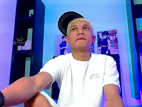 Snapshot of EL_VENEZOLANO_22CM chatting on 23, 10, 2025 EL VENEZOLANO 22CM online show from 23, 10, 2025