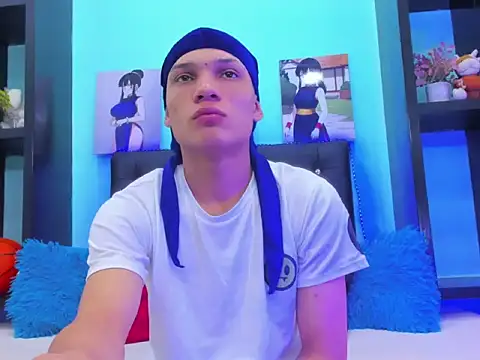 Snapshot of EL_VENEZOLANO_22CM chatting on 16, 9, 2025 EL VENEZOLANO 22CM online show from 16, 9, 2025