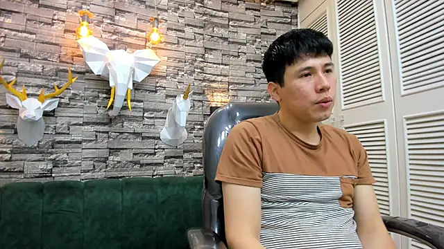 Nick Wolff online show from 5, 10, 2025