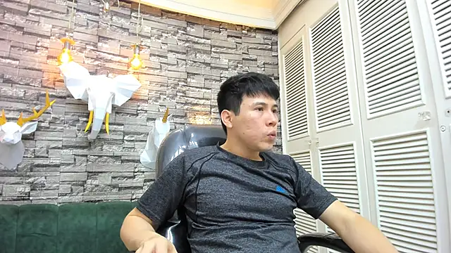 Nick Wolff online show from 3, 10, 2025