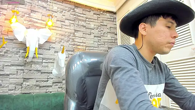 Nick Wolff online show from 11, 11, 2025