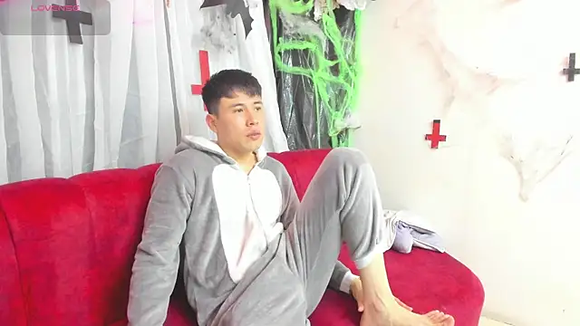 Nick Wolff online show from 28, 10, 2025