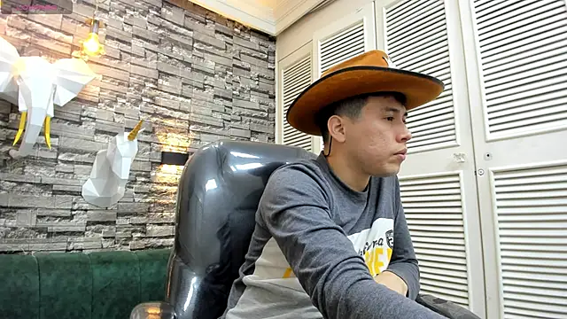 Nick Wolff online show from 27, 11, 2025